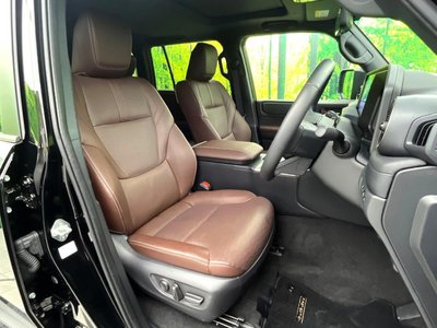 TOYOTA LAND CRUISER 250 - 8