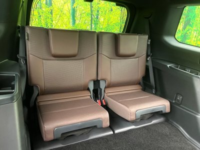 TOYOTA LAND CRUISER 250 - 10