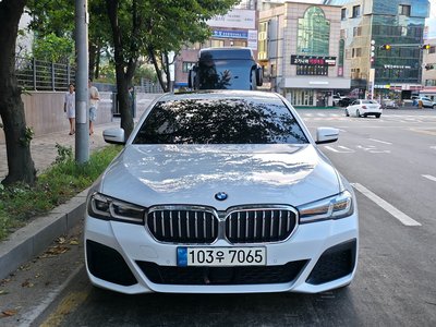 BMW 5 SERIES - 5
