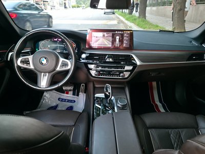 BMW 5 SERIES - 6