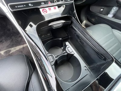 2025 Mercedes-BENZ C-CLASS 缩略图 71