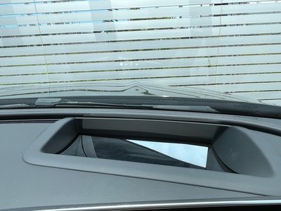 2025 Mercedes-BENZ C-CLASS 缩略图 41