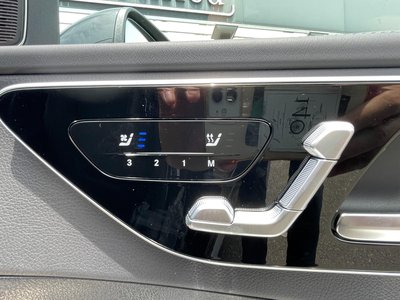 2025 Mercedes-BENZ C-CLASS 缩略图 28