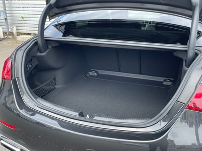 2025 Mercedes-BENZ C-CLASS 缩略图 26