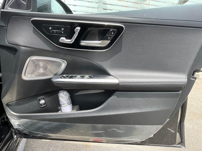 2025 Mercedes-BENZ C-CLASS 缩略图 35