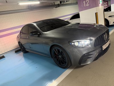 MERCEDES-BENZ E-CLASS - 4