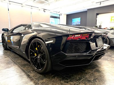 LAMBORGHINI AVENTADOR ROADSTER - 7