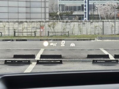 MERCEDES-BENZ EQS - 9