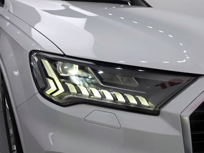 AUDI Q7 - 9