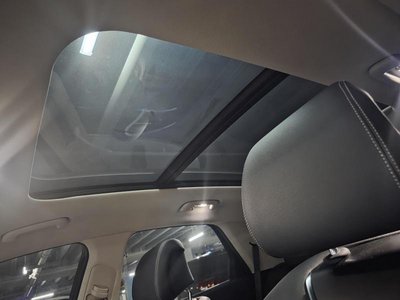 2022 Genesis GV70 thumbnail 15
