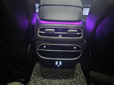 2022 Genesis GV70 thumbnail 17