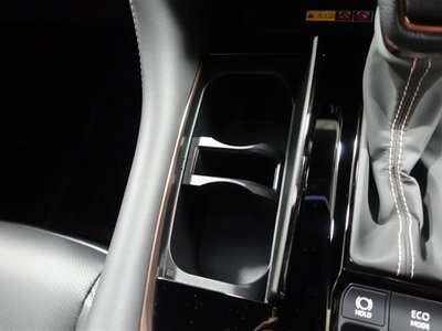 صورة 27 لـ 2024 Toyota ALPHARD