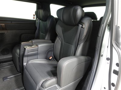 صورة 7 لـ 2024 Toyota ALPHARD