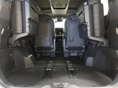 صورة 22 لـ 2024 Toyota ALPHARD