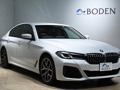 BMW 5 SERIES - 1