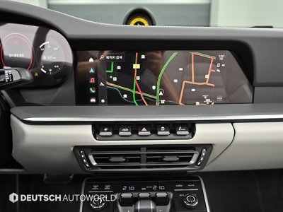 PORSCHE 911 - 10