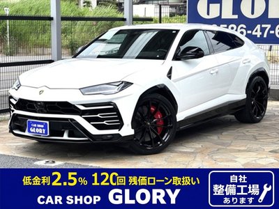 2018 Lamborghini URUS photo 4