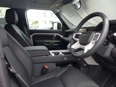 2025 LAND Rover DEFENDER — миниатюра 27