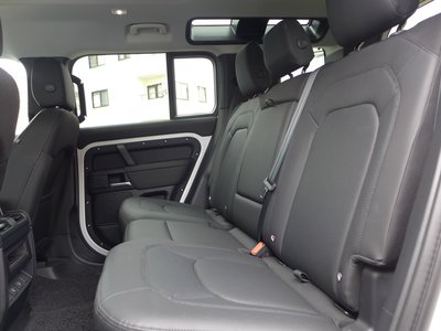 2025 LAND Rover DEFENDER — миниатюра 38