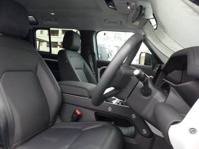 2025 LAND Rover DEFENDER — миниатюра 28