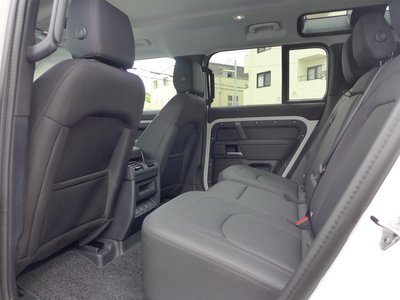 2025 LAND Rover DEFENDER — миниатюра 37