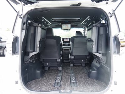 2022 Toyota VELLFIRE thumbnail 40