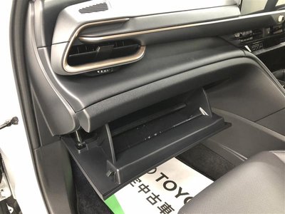 2023 Toyota CROWN SPORT thumbnail 34