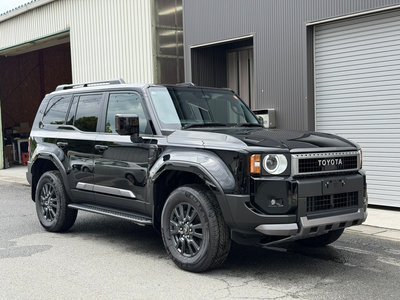 TOYOTA LAND CRUISER - 1