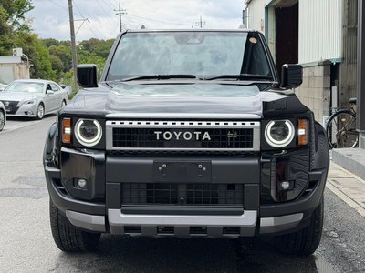 TOYOTA LAND CRUISER - 4