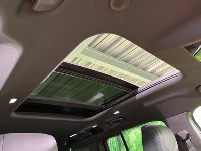 LAND ROVER DEFENDER - 5