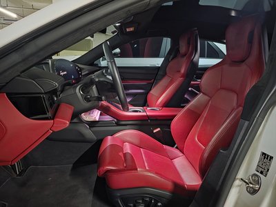 PORSCHE TAYCAN - 10