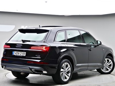 AUDI Q7 - 5