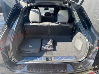 MERCEDES-BENZ EQS SUV - 10