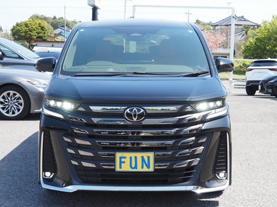 TOYOTA VELLFIRE - 2