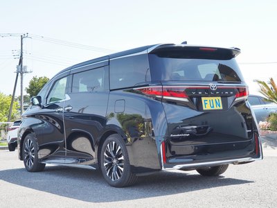 TOYOTA VELLFIRE - 6