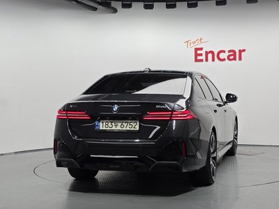 BMW 5 SERIES - 3