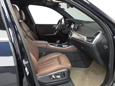 2021 BMW X5 — миниатюра 11