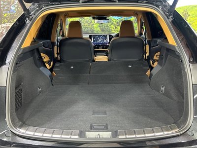 صورة 10 لـ 2025 Lexus NX