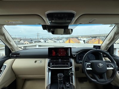 صورة 4 لـ 2026 Toyota LAND CRUISER 300