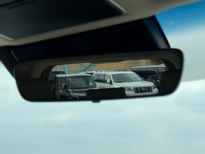 صورة مصغرة 56 لـ 2026 Toyota LAND CRUISER 300