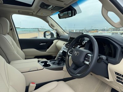 صورة مصغرة 43 لـ 2026 Toyota LAND CRUISER 300