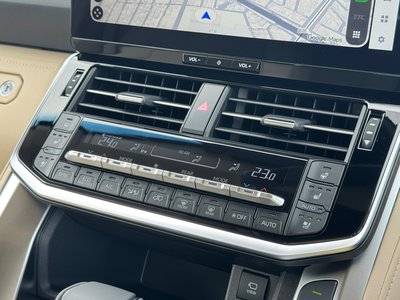 صورة مصغرة 60 لـ 2026 Toyota LAND CRUISER 300