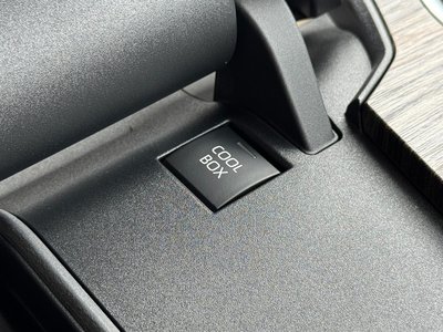 صورة 8 لـ 2026 Toyota LAND CRUISER 300