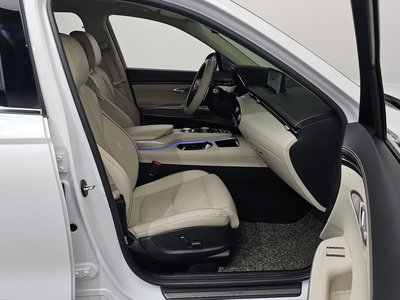 صورة مصغرة 16 لـ 2021 Genesis GV70