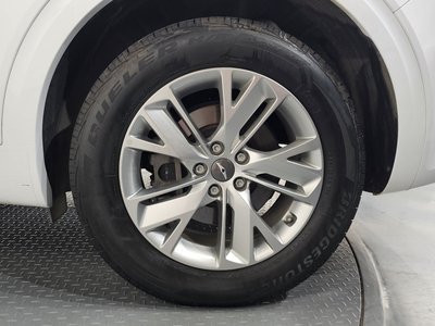 صورة 8 لـ 2021 Genesis GV70