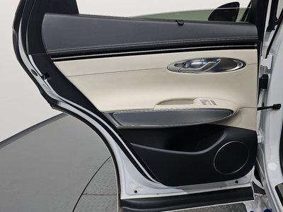 صورة مصغرة 15 لـ 2021 Genesis GV70