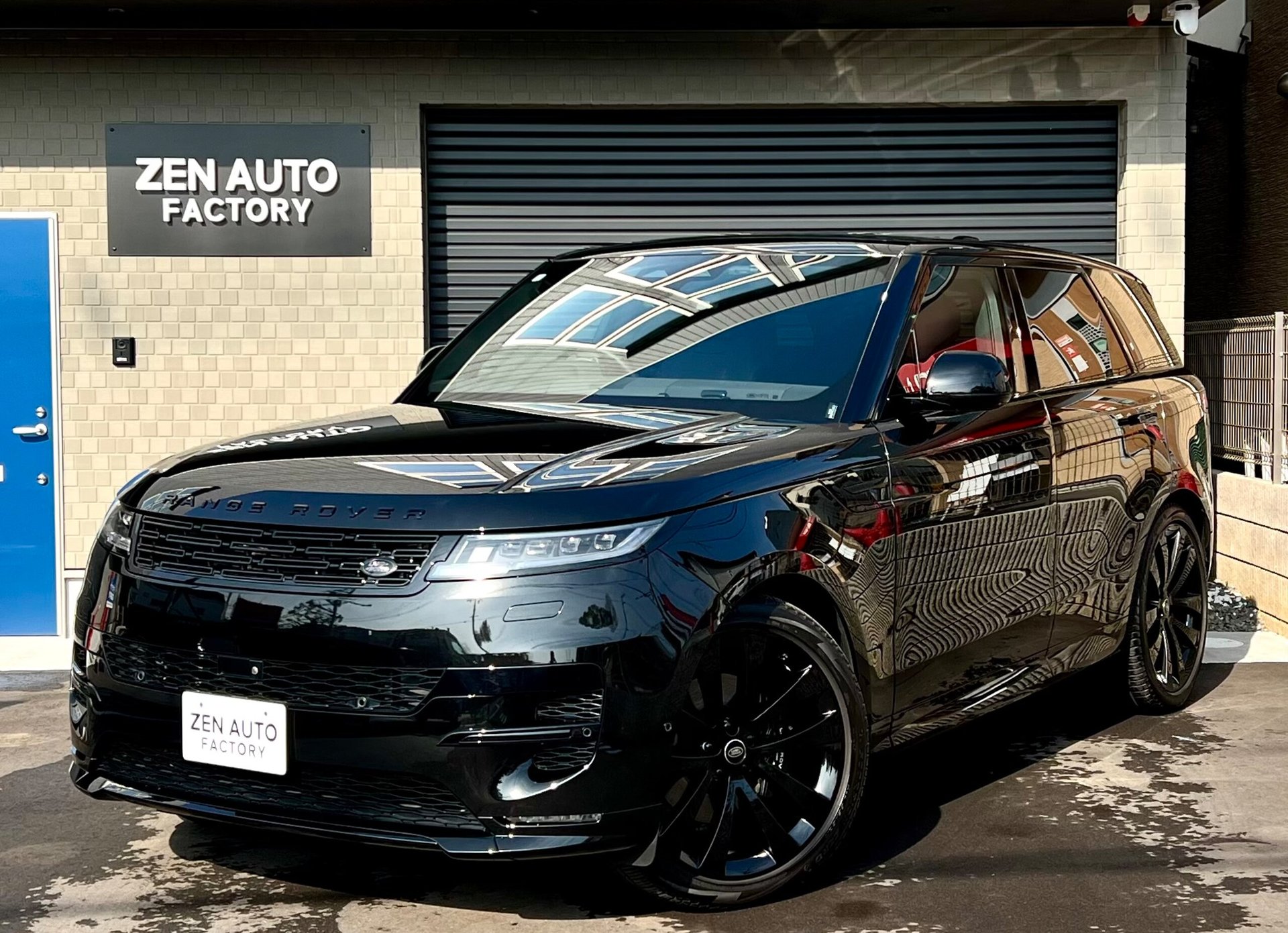 LAND ROVER RANGE ROVER SPORT - View 1