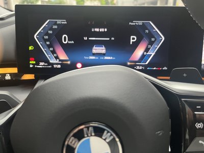 BMW 5 SERIES - 8