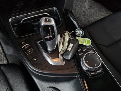 2016 BMW 3 SERIES — фото 9