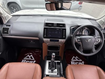 2021 Toyota LAND CRUISER PRADO 缩略图 12